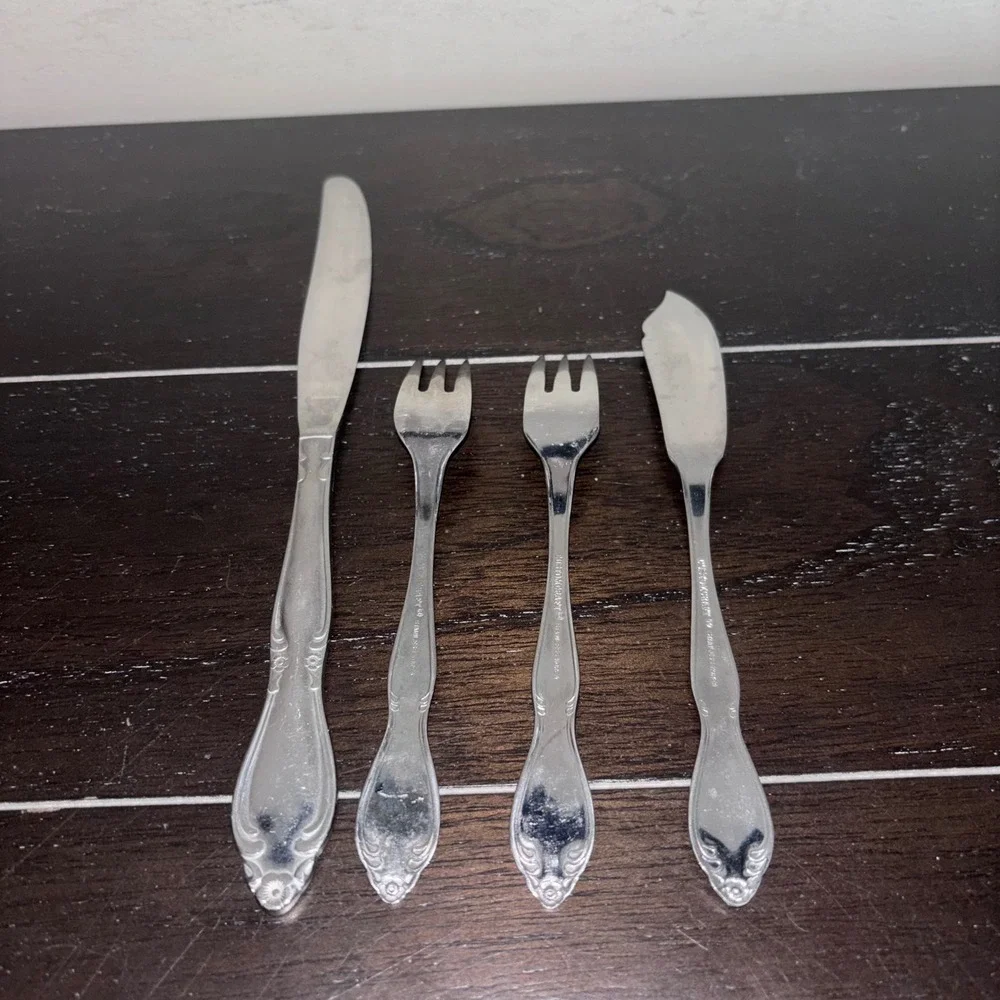 Vintage | Customcraft Stainless Flatware Set Spoons‎ Forks Knife Simeon L George